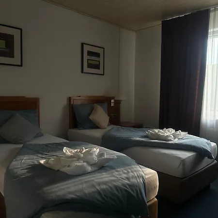 Pension Rooms